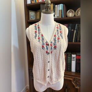 VTG Hand Embroidered Floral Cable Knit Sweater Vest Cotton Ramie SZ M